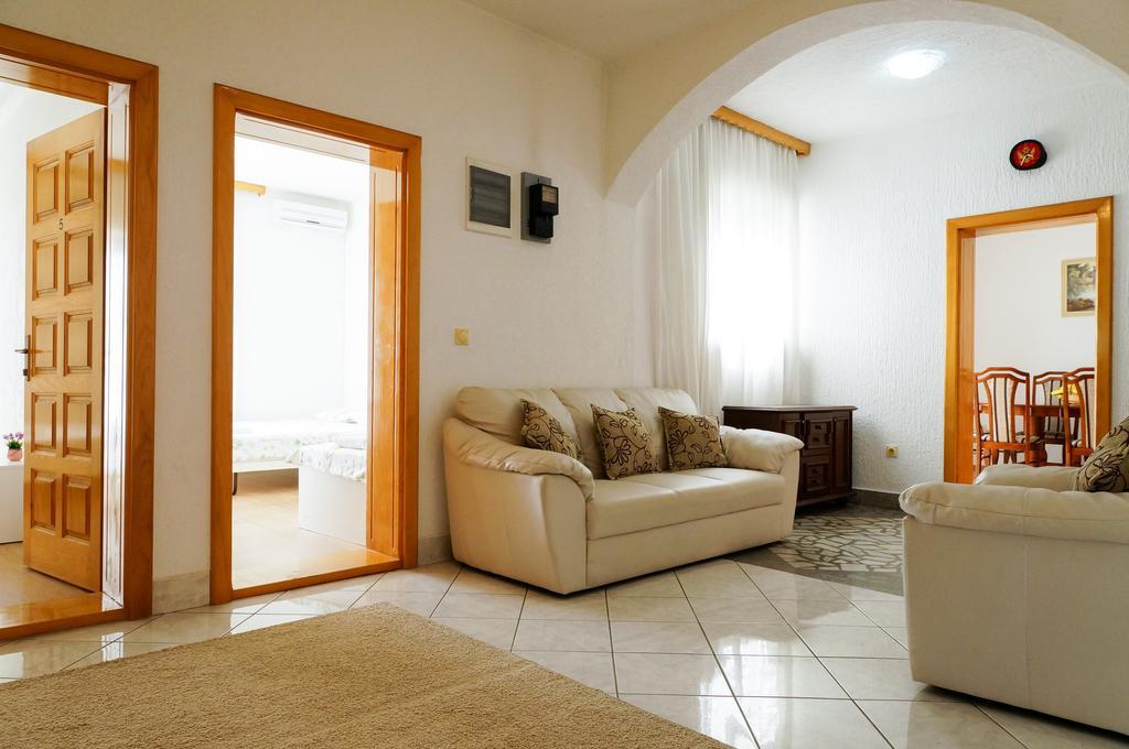 Guest House Heart Of Budva Exterior foto