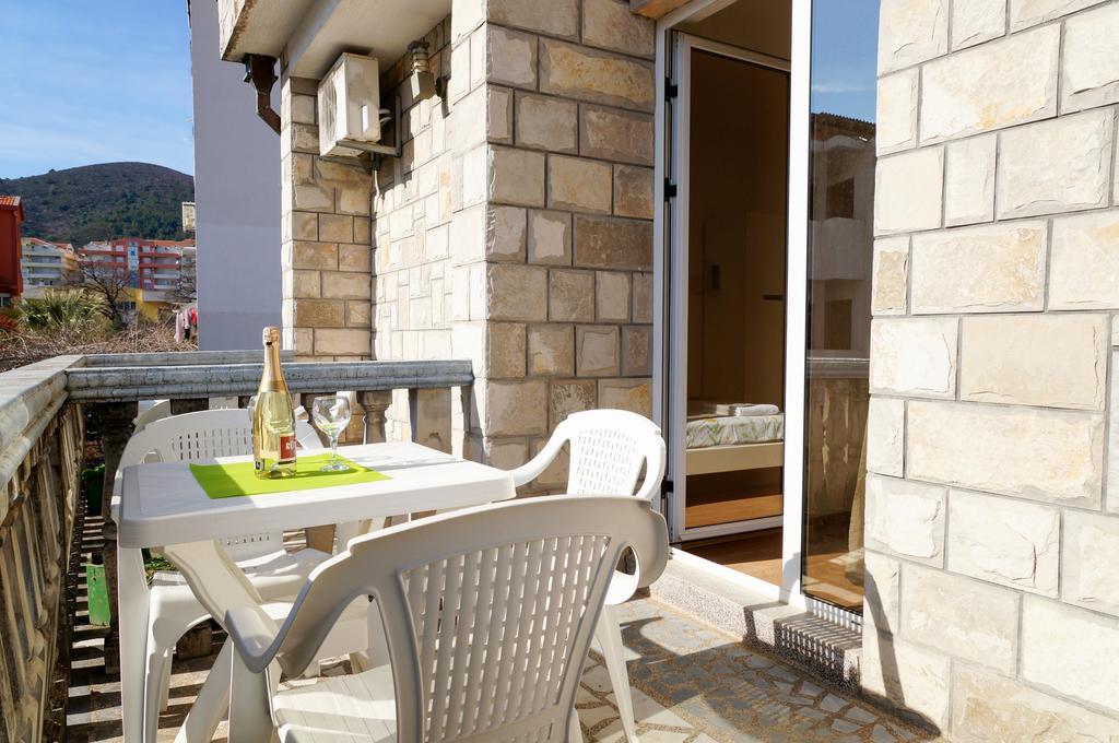 Guest House Heart Of Budva Exterior foto
